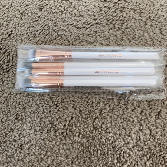 Crown - All Eyes On You brush set - Picture 2 of 4